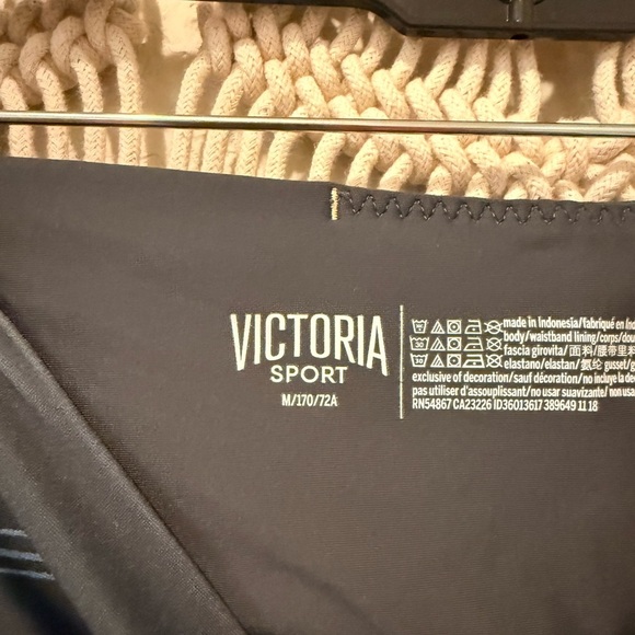 Victoria’s Secret SPORT Galaxy Leggings Medium – Women’s High-Waist Workout - Picture 2 of 2